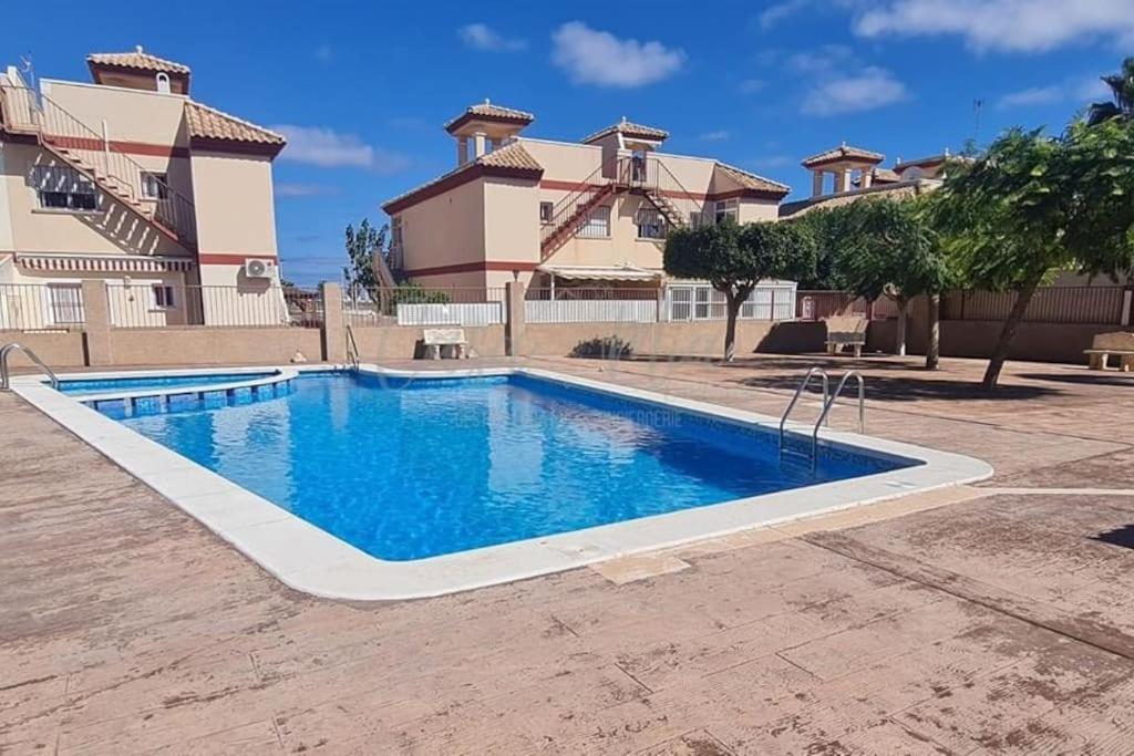 Agreable Appartement Avec Piscine Commune San Pedro del Pinatar Zewnętrze zdjęcie
